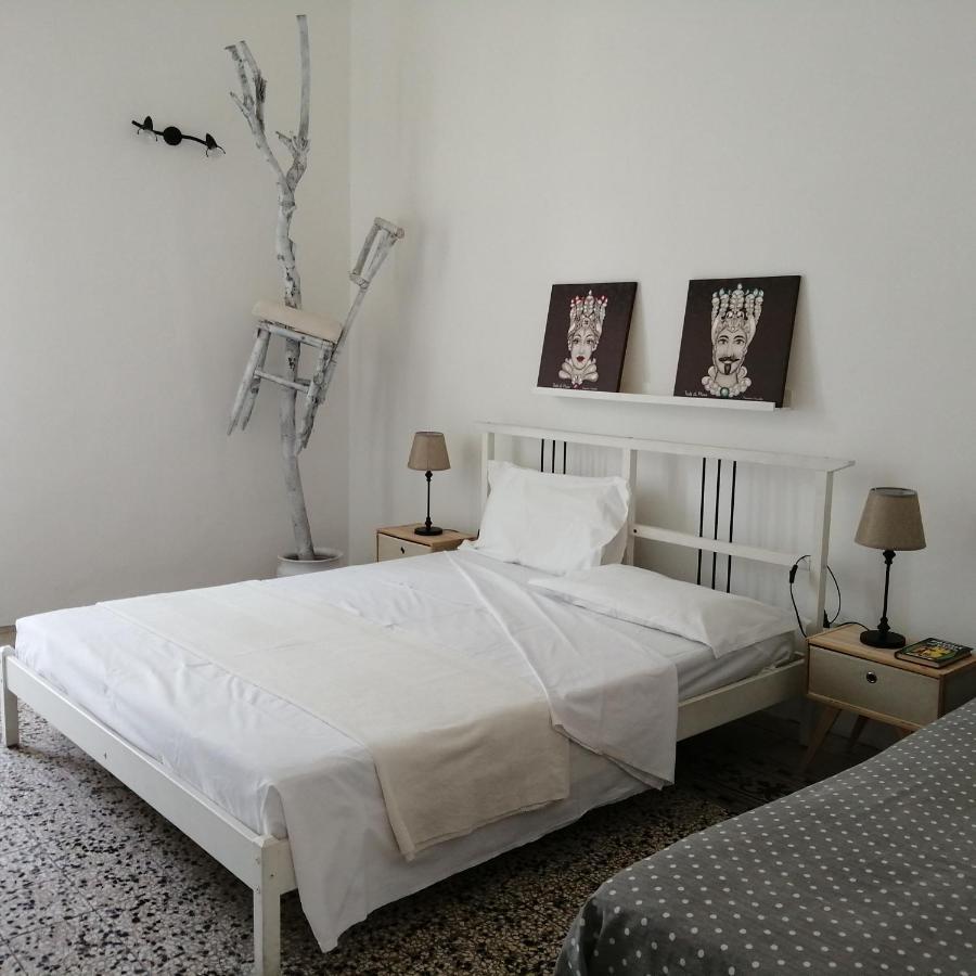 איספיקה Elianthos B&B מראה חיצוני תמונה