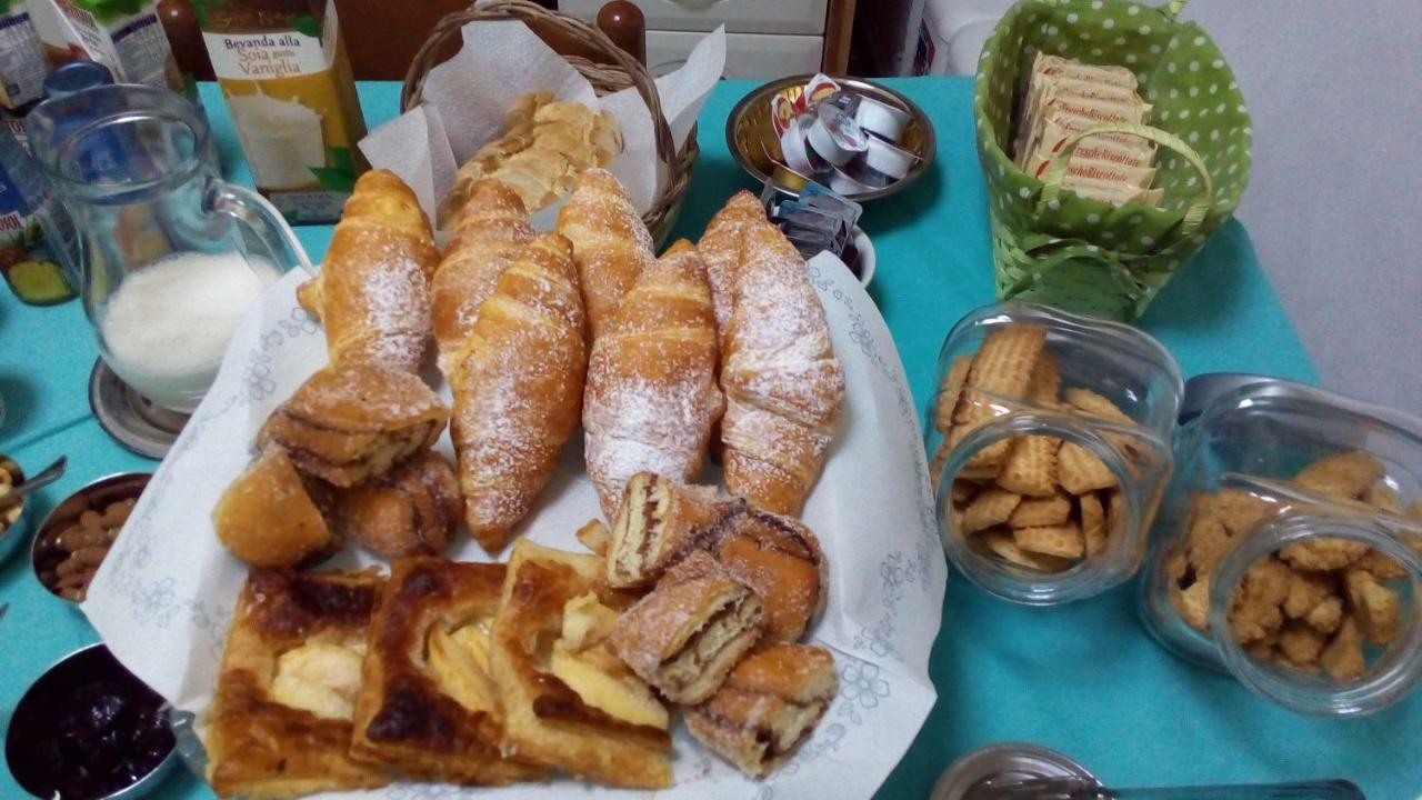איספיקה Elianthos B&B מראה חיצוני תמונה