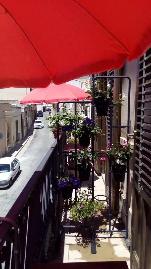 איספיקה Elianthos B&B מראה חיצוני תמונה