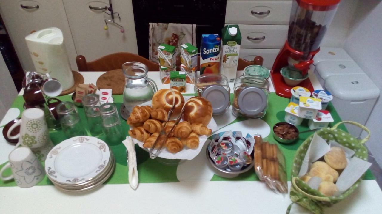 איספיקה Elianthos B&B מראה חיצוני תמונה