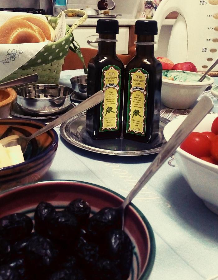 איספיקה Elianthos B&B מראה חיצוני תמונה