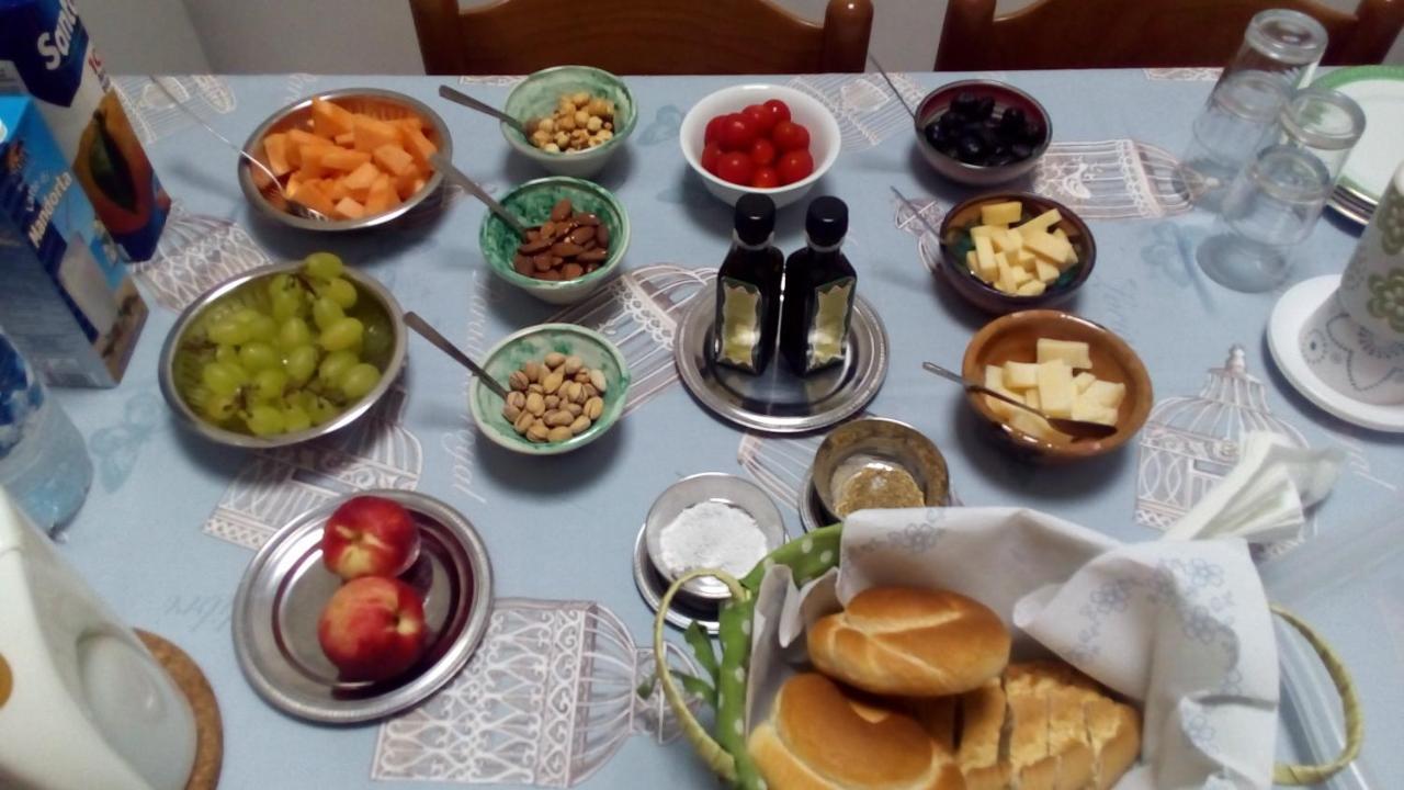איספיקה Elianthos B&B מראה חיצוני תמונה